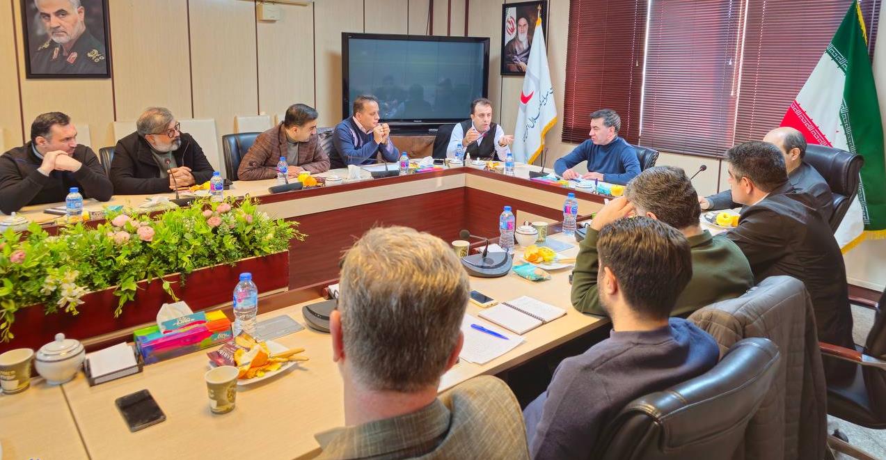 نشست بررسی وضعیت، چالش‌ها و شناسایی راهکارهای مجتمع تندیس شیراز برگزار شد